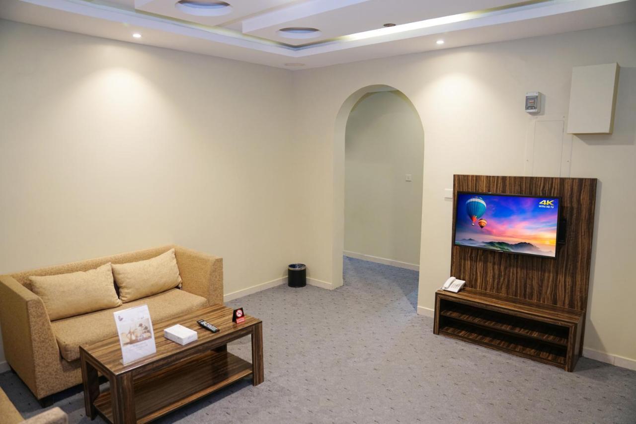 La Rive Hotels & Suites Dammam Buitenkant foto