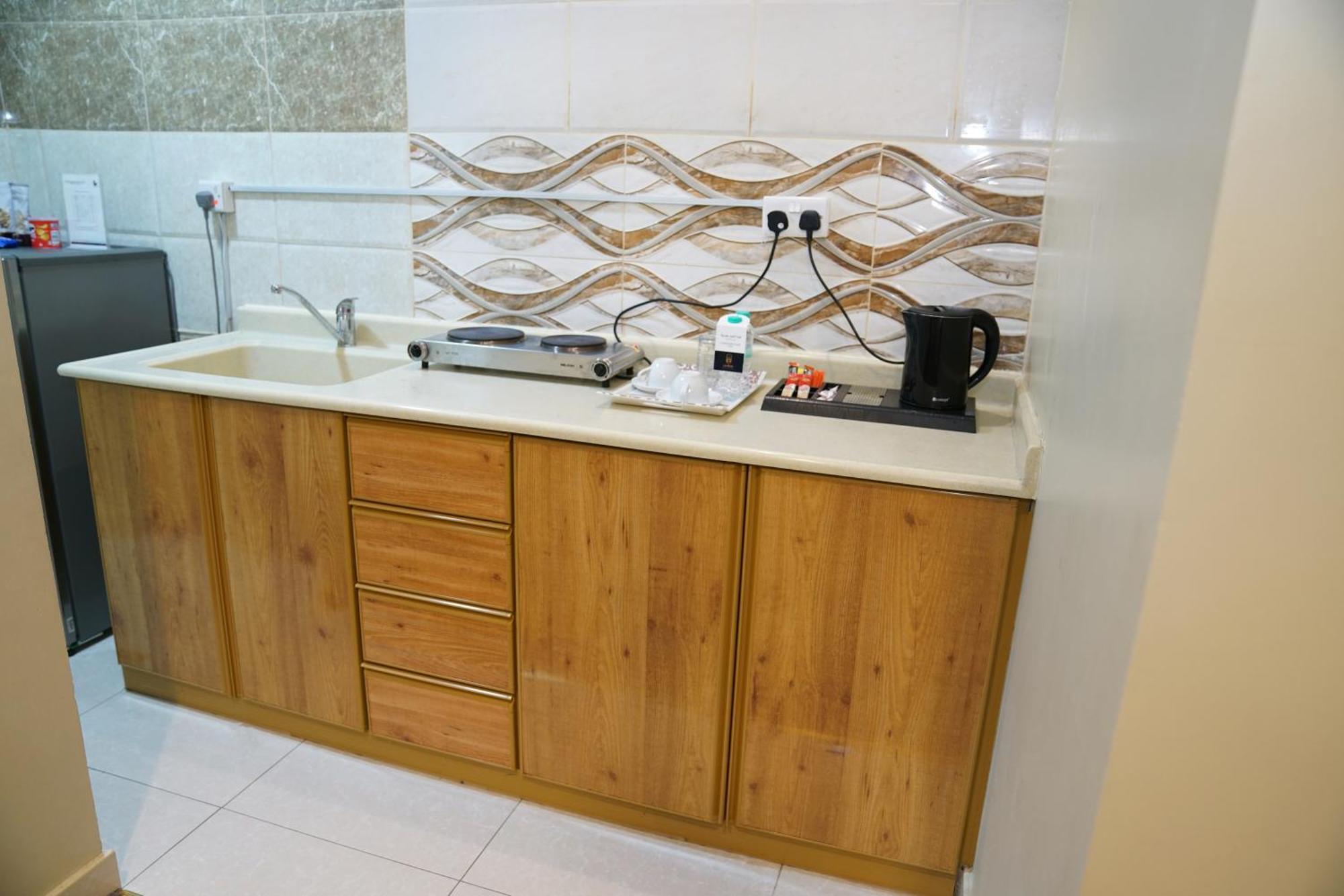 La Rive Hotels & Suites Dammam Kamer foto
